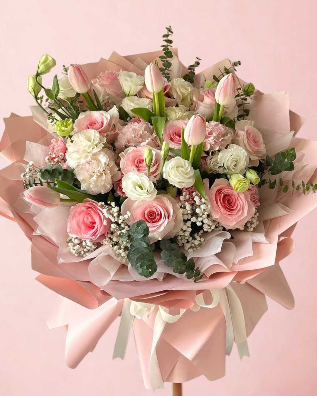 Mix with tulips