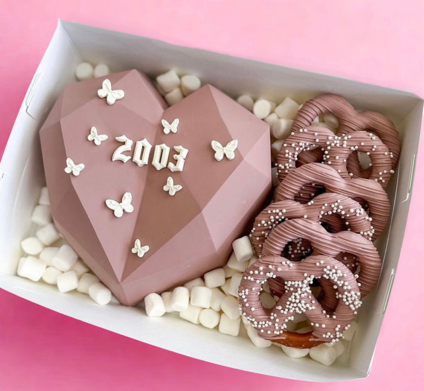 Year Heart / Pretzels