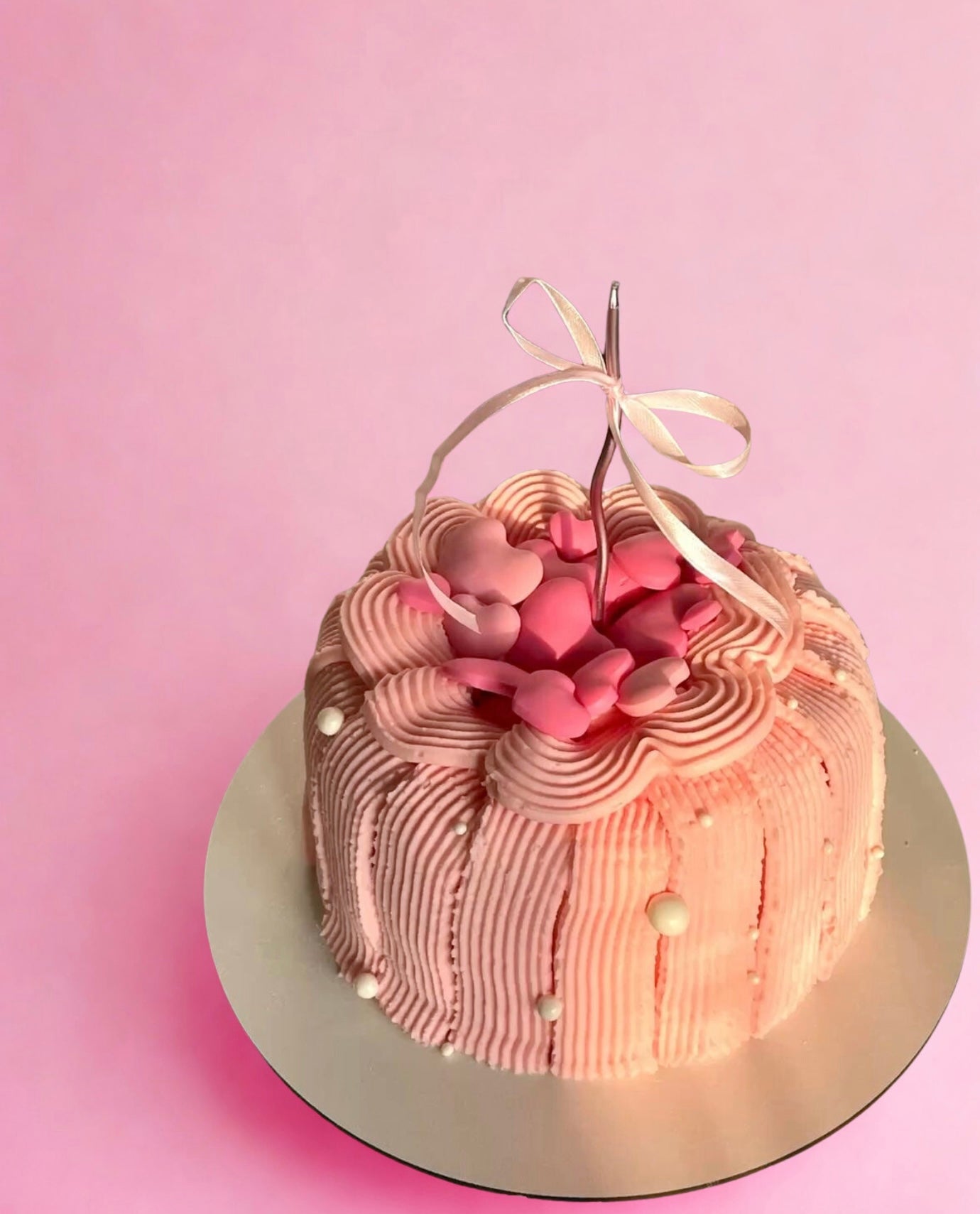 Hearts and Pearl Cake