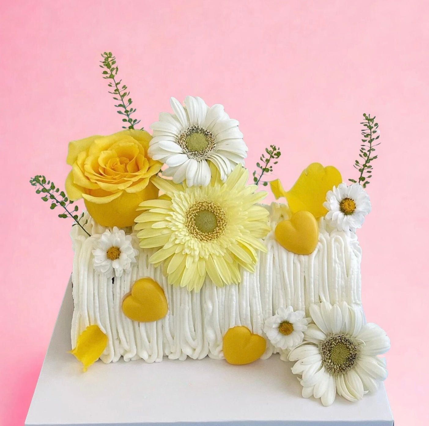 Fredy Flower Roll Cake